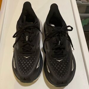 Hoka One One Womens Clifton 9 Fitness Workout Running Shoes size 9.5